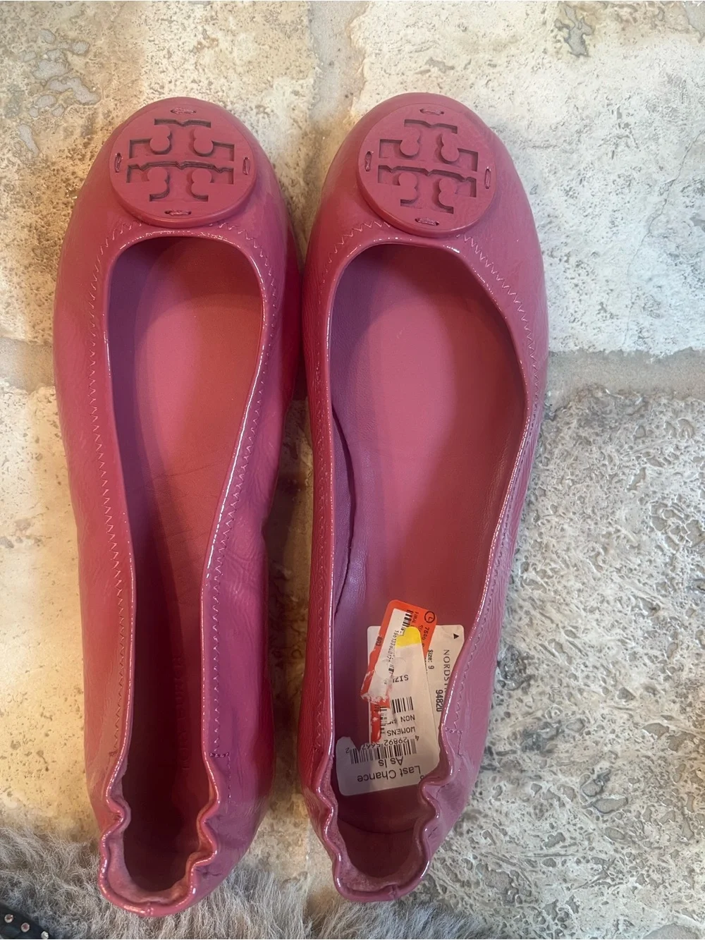 Tory Burch $228 Minnie Travel Ballet Flats Patent Washed Berry size 9
